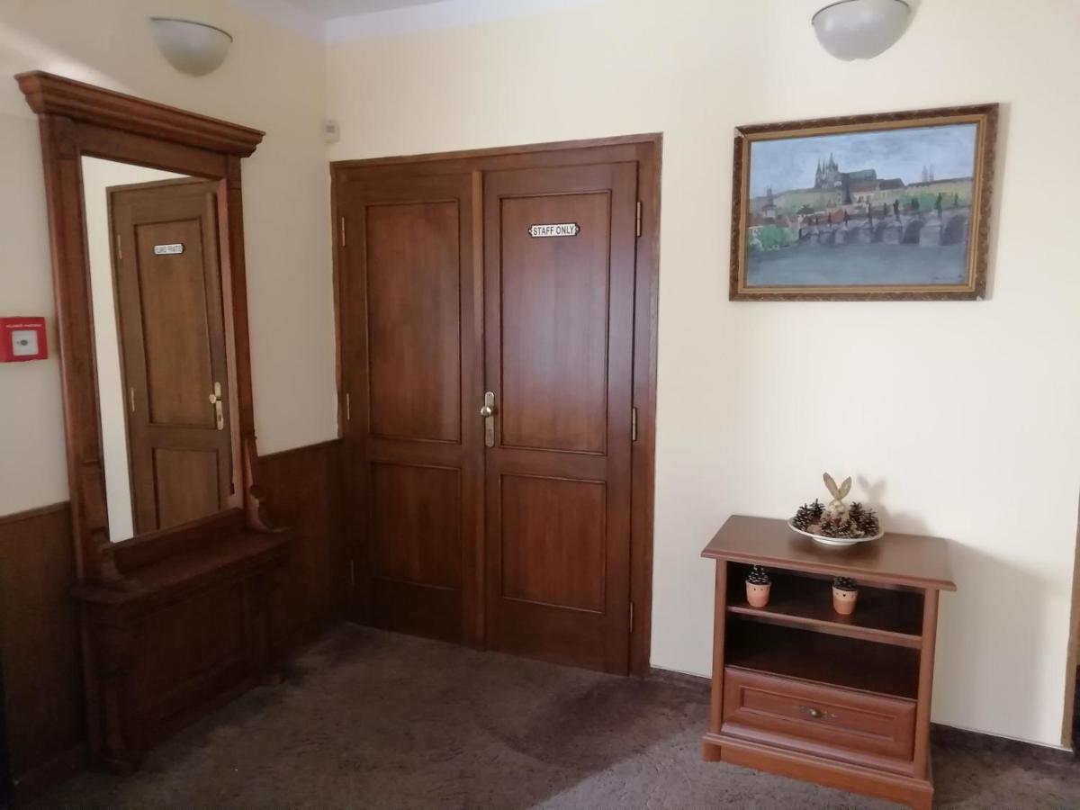 Villa Andy Praha Eksteriør bilde